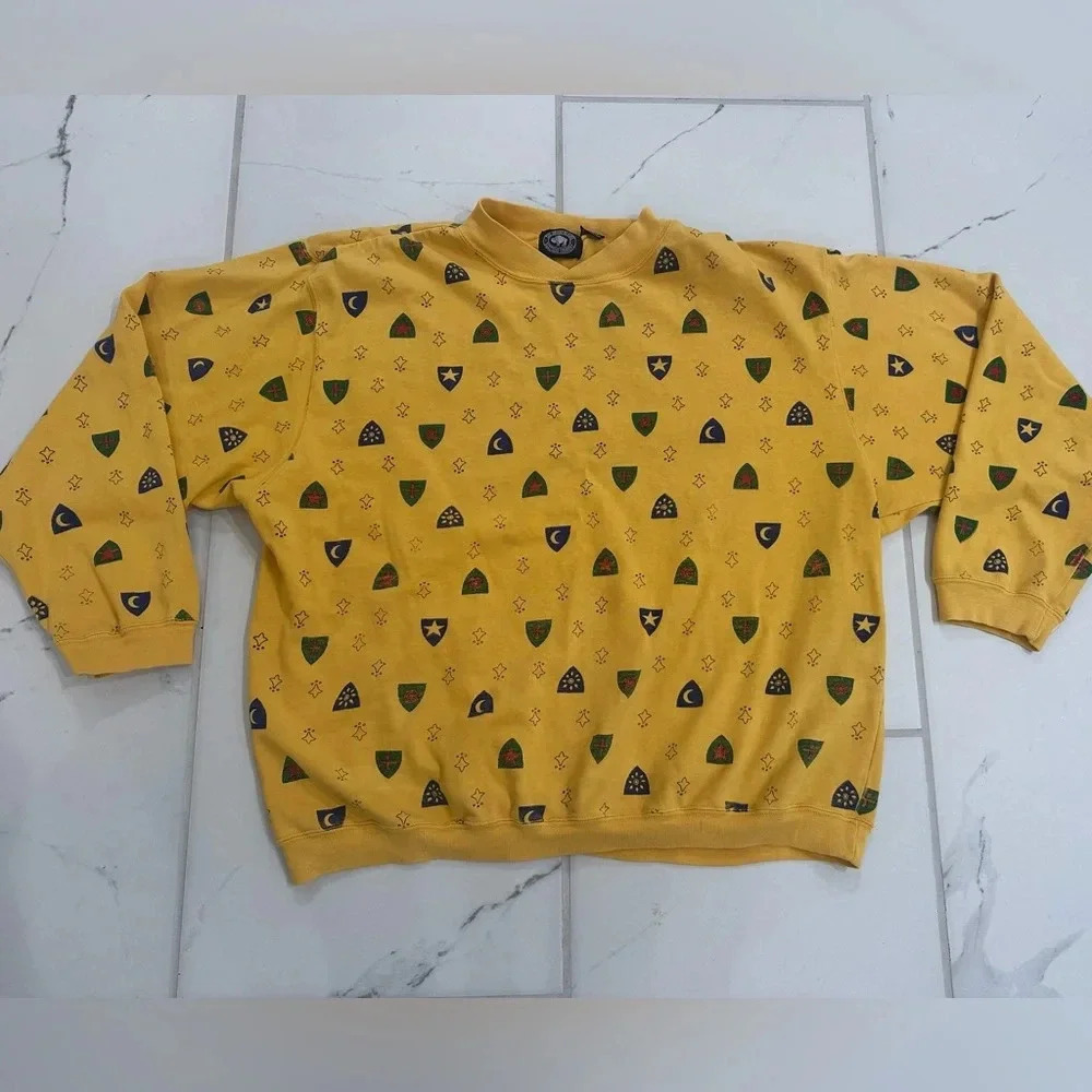 The Great Plains Clothing Company Size Large Mustard Yellow Sweatshirt - Crest